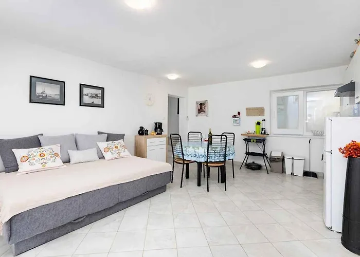 In - Insel Krk 53321 Apartman Malinska