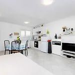 Апартаменты In - Insel Krk 53321 Малинска